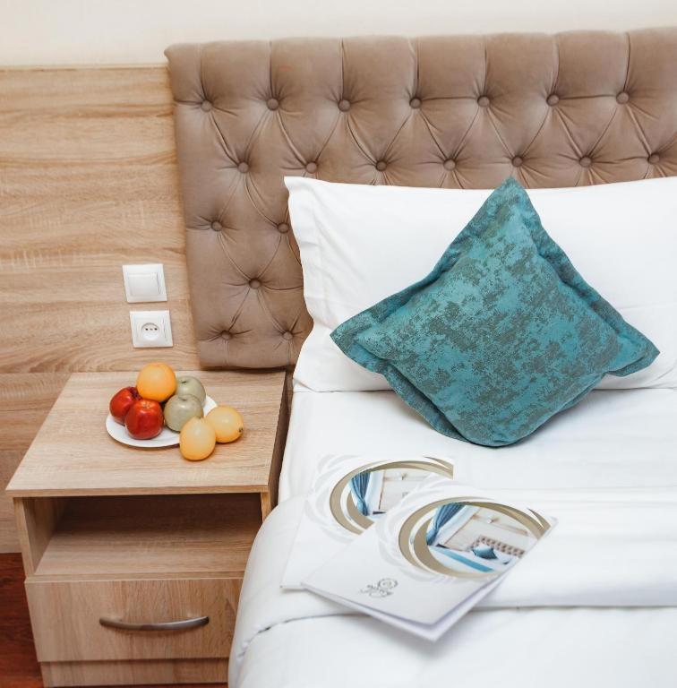 Park Hotel Al Bustan Šymkent Exteriér fotografie