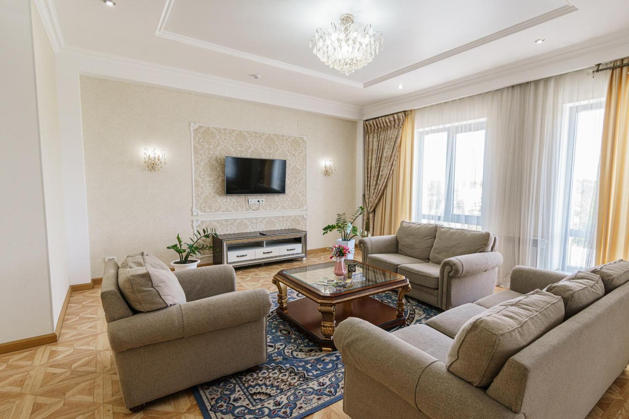 Park Hotel Al Bustan Šymkent Exteriér fotografie