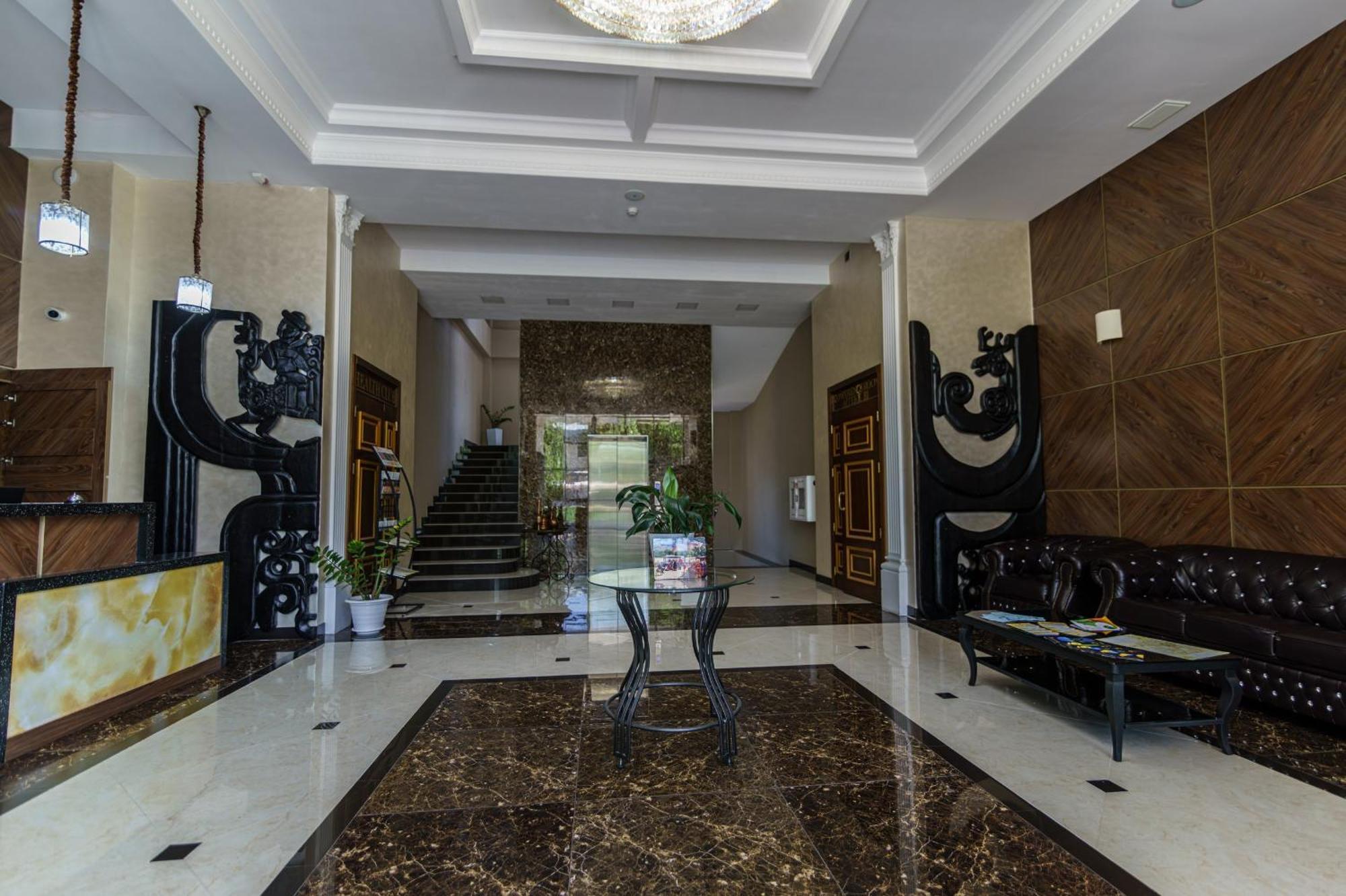 Park Hotel Al Bustan Šymkent Exteriér fotografie