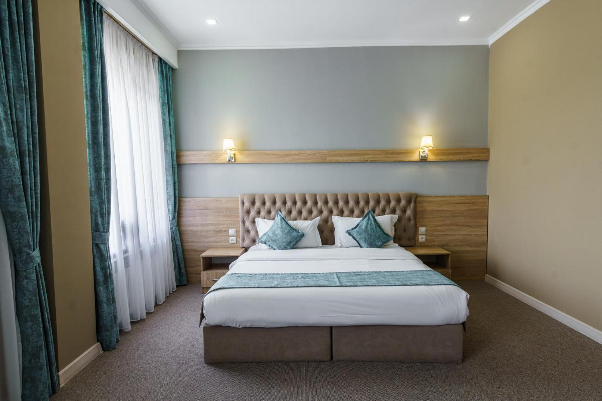 Park Hotel Al Bustan Šymkent Exteriér fotografie